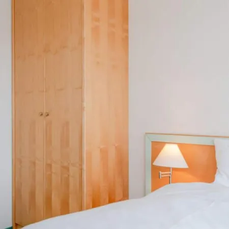 아파트 Im 2 Og Mit Balkon In *